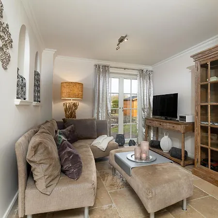 Reet Strandhaus Holiday home Wenningstedt-Braderup