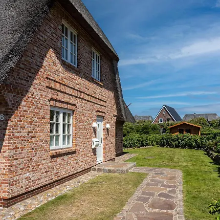 Reet Strandhaus Holiday home *
